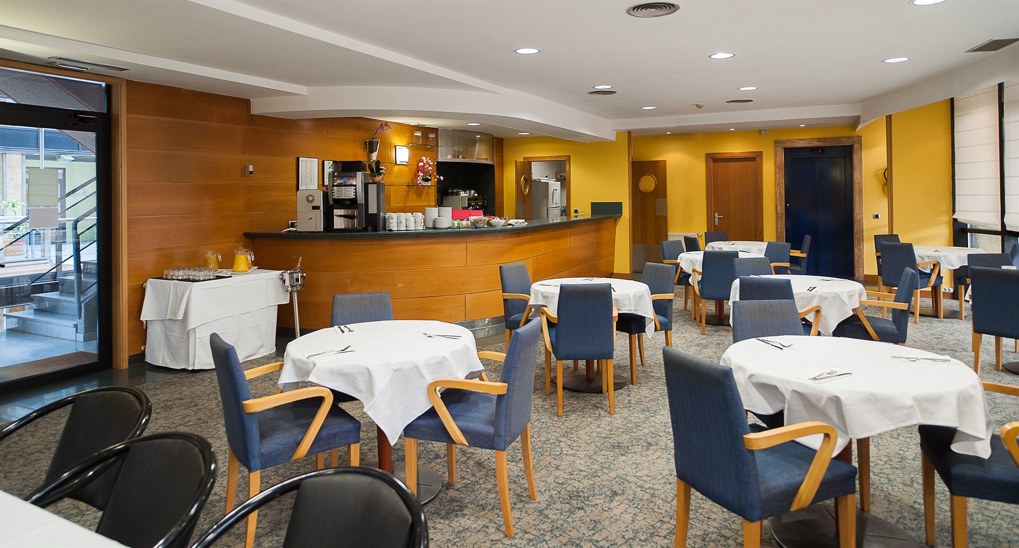 Фото Exe Area Central