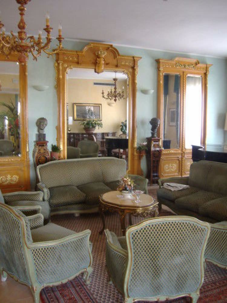 Фото The Regent Boutique Hotel & SPA