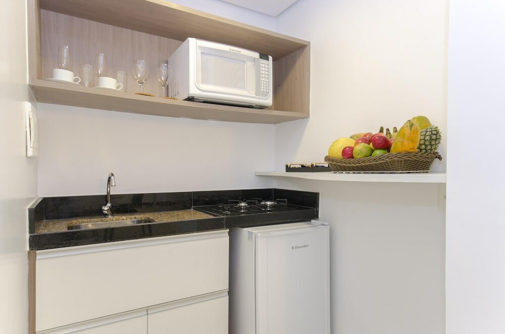 Фото Hotel Adrianópolis All Suites