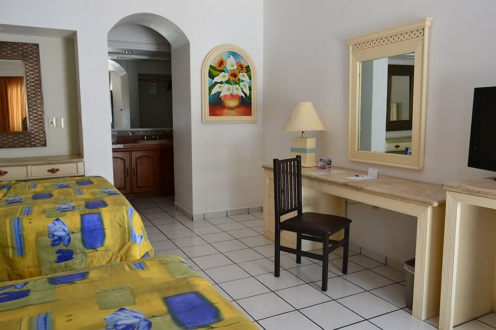 Фото Hotel Maria Isabel