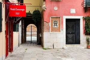 Гостиница Hotel Cannaregio 2357 в Венеции