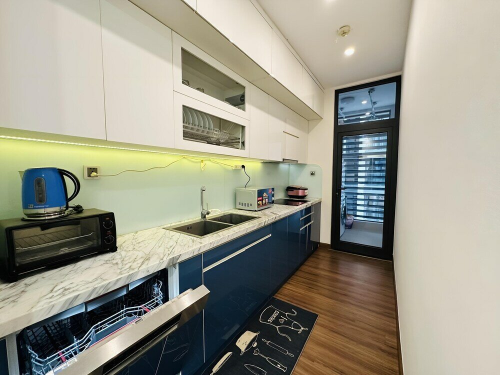 Фото Vinhomes Metropolis Ha Noi-Gem Apartment