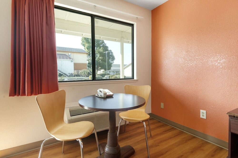 Фото Super 8 by Wyndham Dunnigan