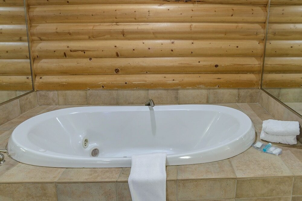 Фото Pioneer Lodge