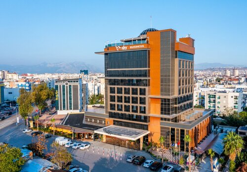 Гостиница Sky Business Hotel в Муратпаше