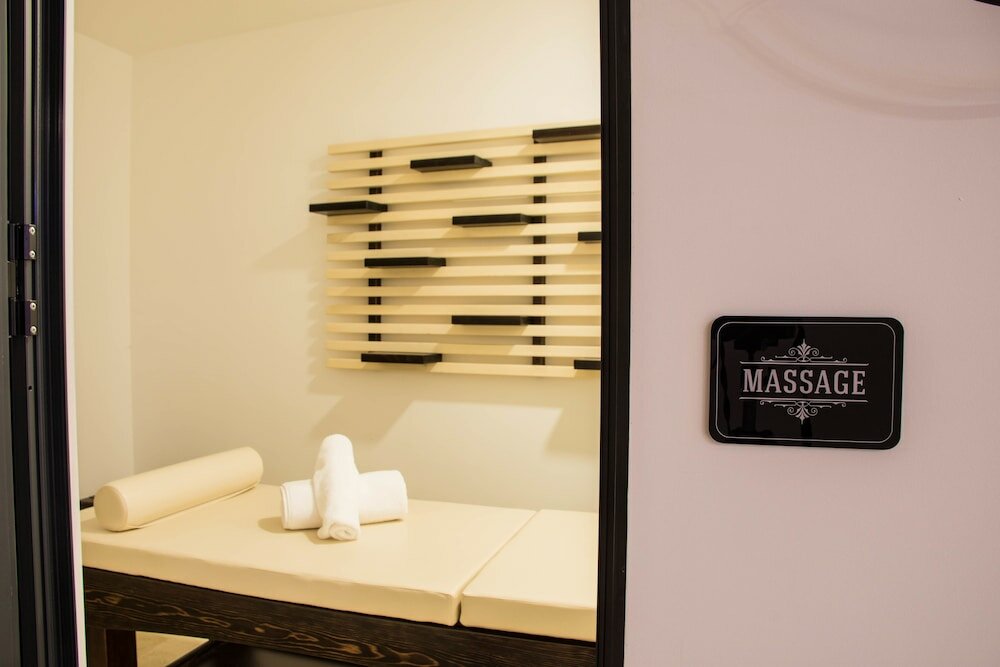 Фото Xenon Hotel