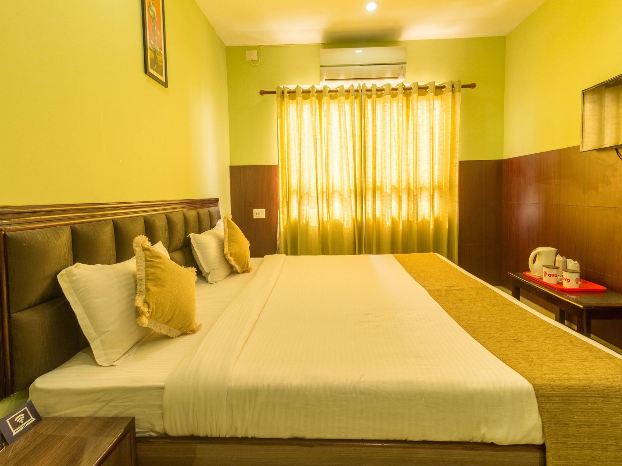 Фото Hotel Grand Majesty