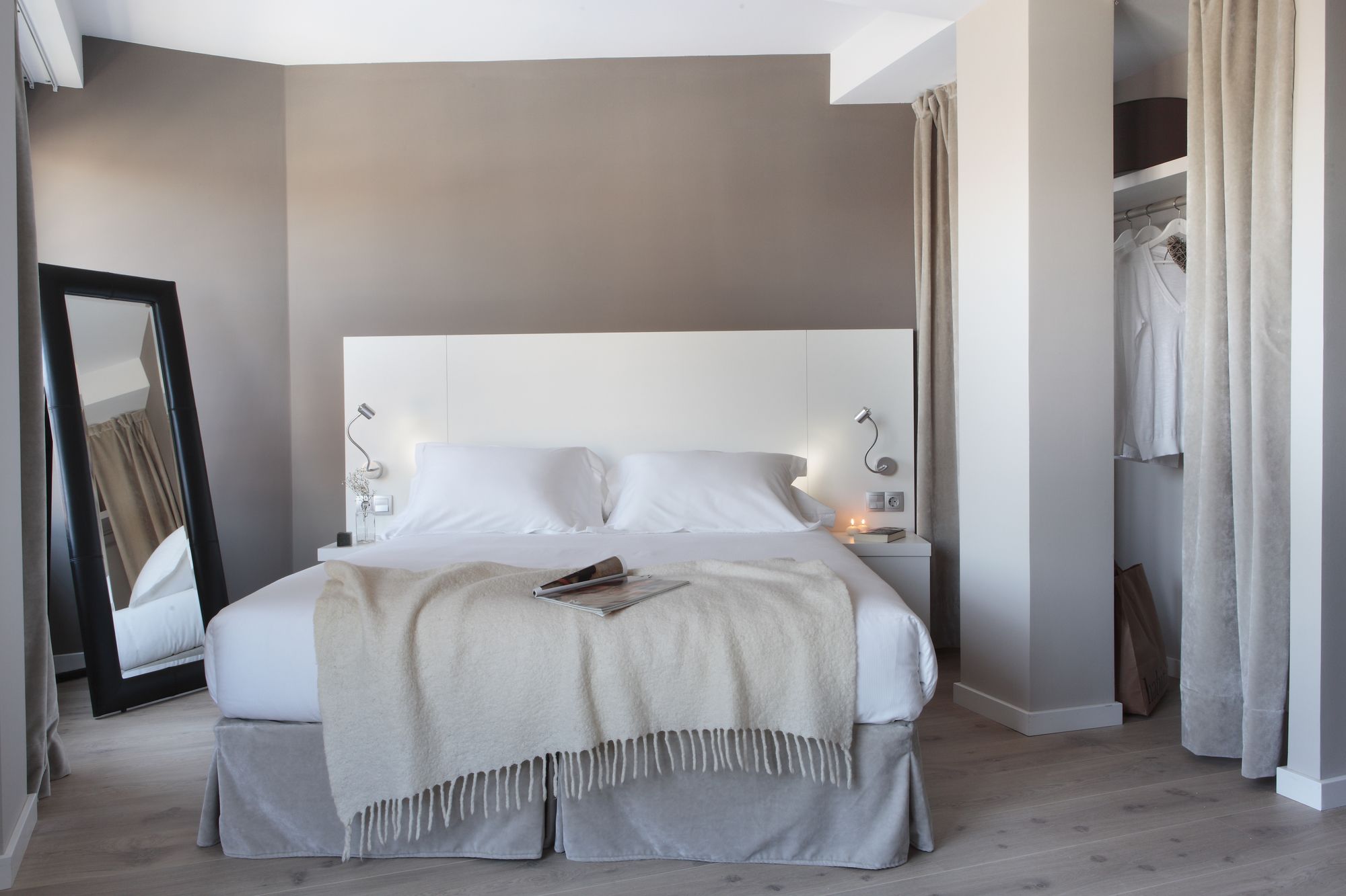 Фото Apartments Rambla 102