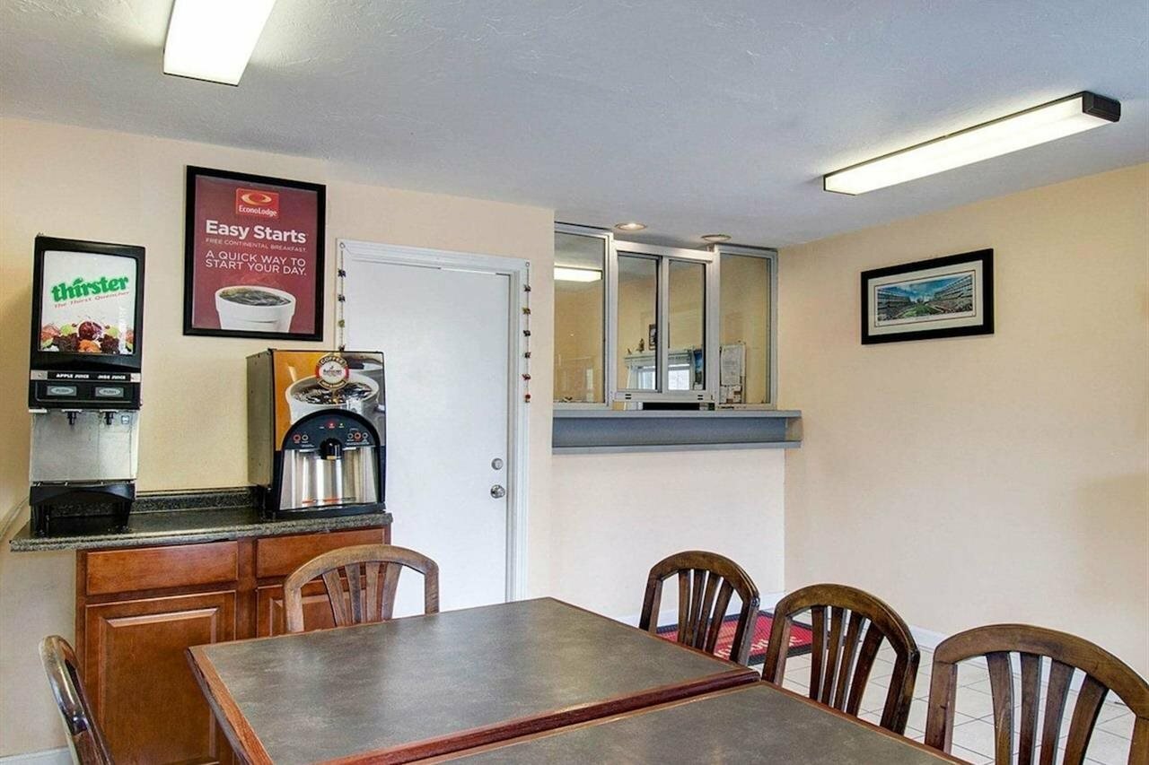 Фото Econo Lodge Sharon