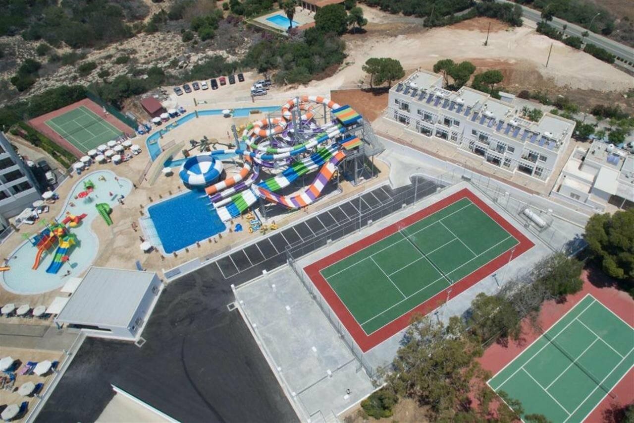 Фото Tofinis Hotel