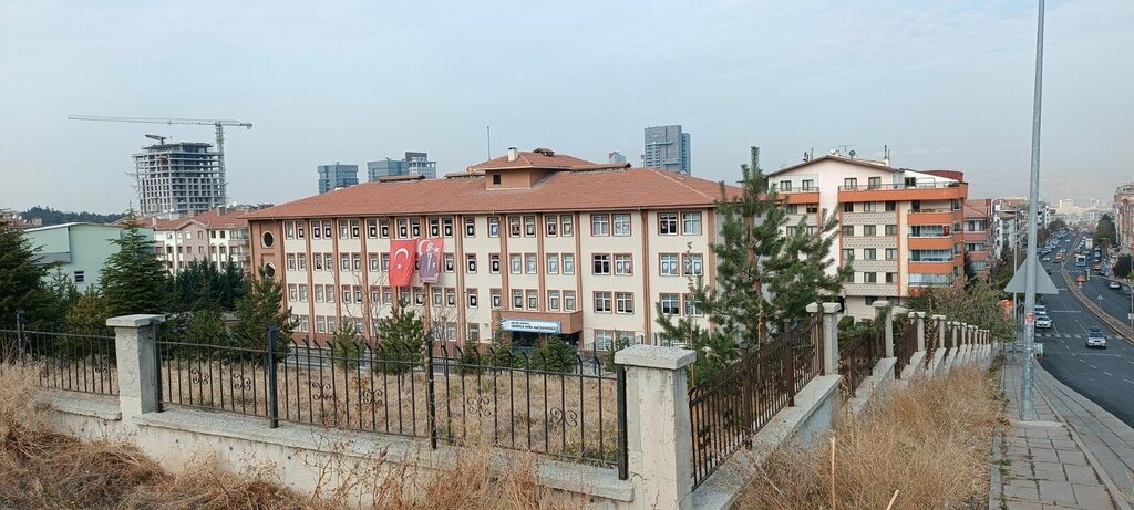 Primary school Suheyla-Sitki Alpine Primary School, Ankara, photo