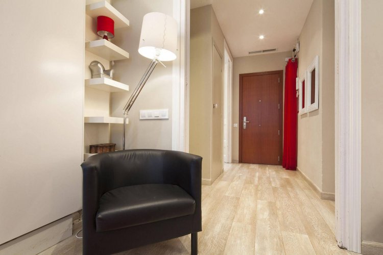 Фото Aspasios Urquinaona Design Hotel