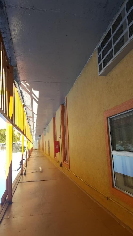 Фото Monte Carlo Motel