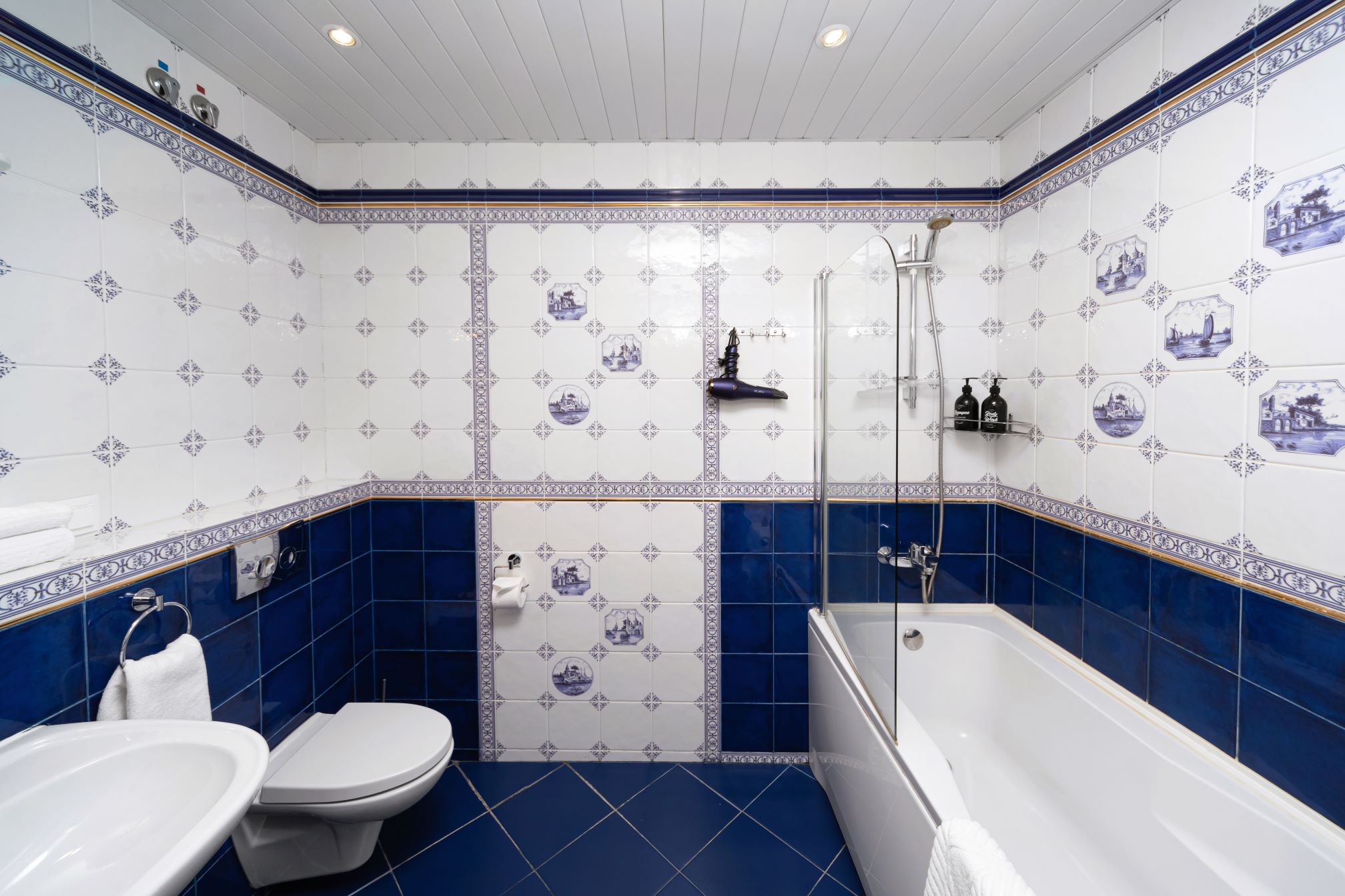 Фото Грифон