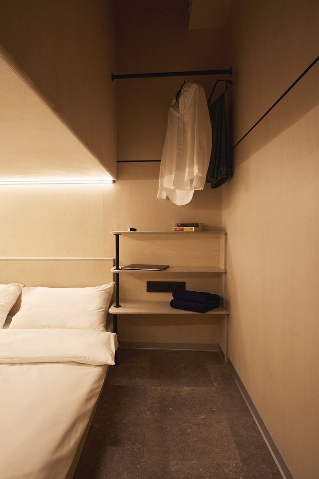 Фото Morfeus Capsule Hotel