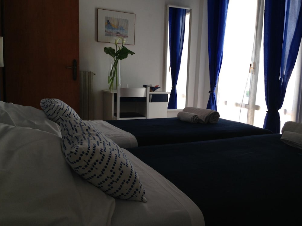 Фото Hotel Villa Giovanna