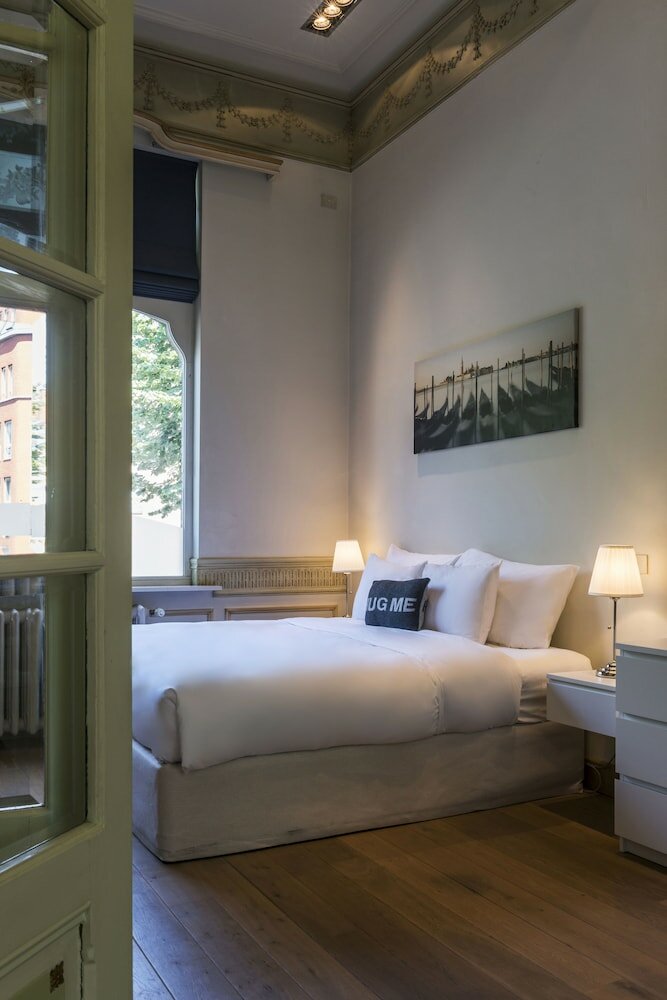 Фото The House of Trade