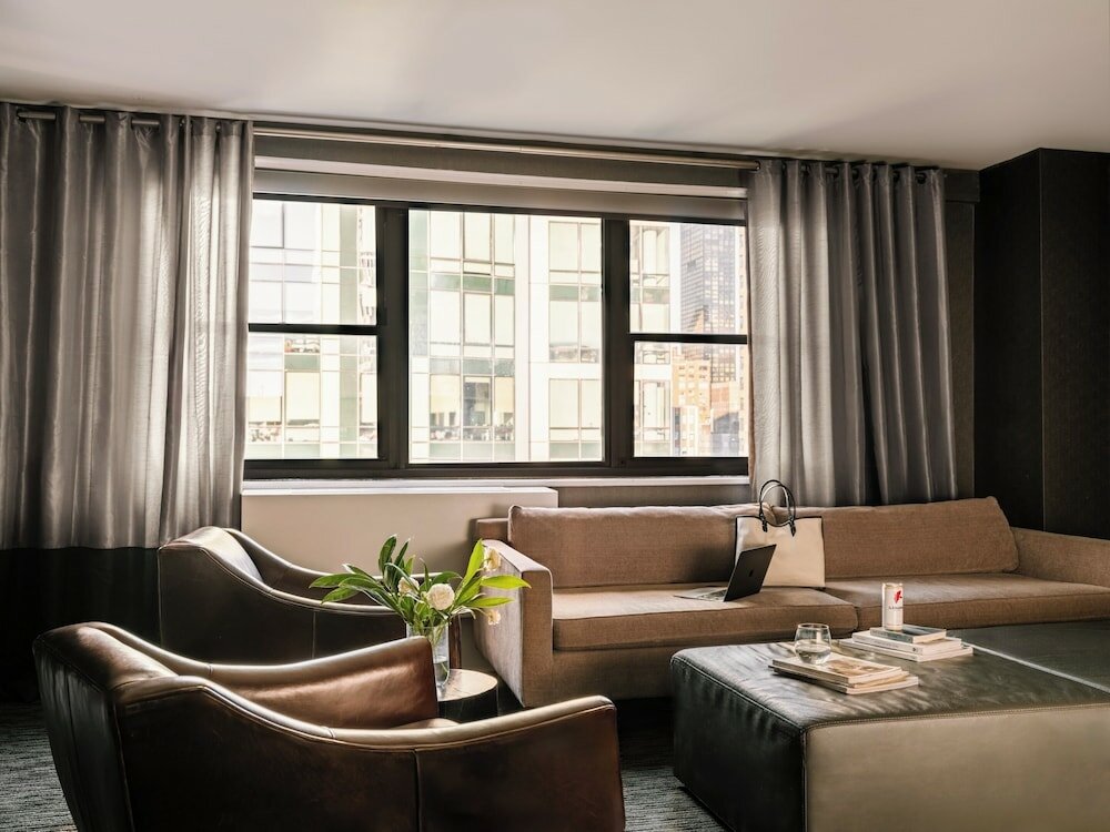 Фото Sonder at The Nash