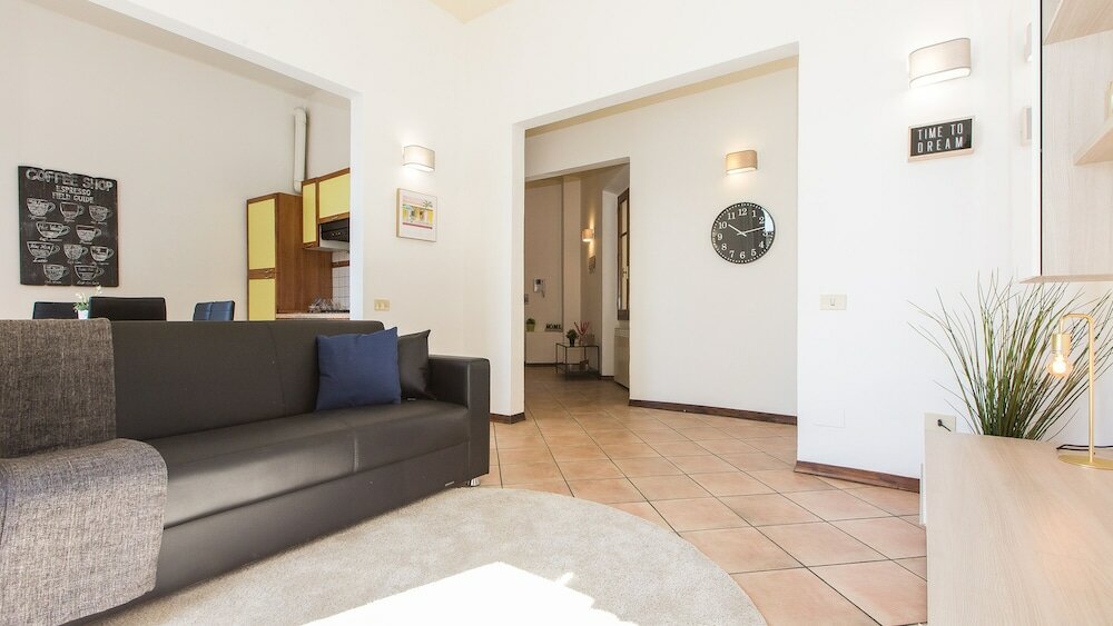 Фото Rental In Rome Rosselli Palace Apartment 2