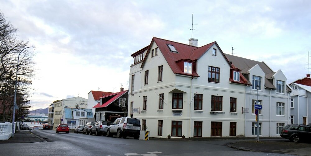 Фото отеля 1