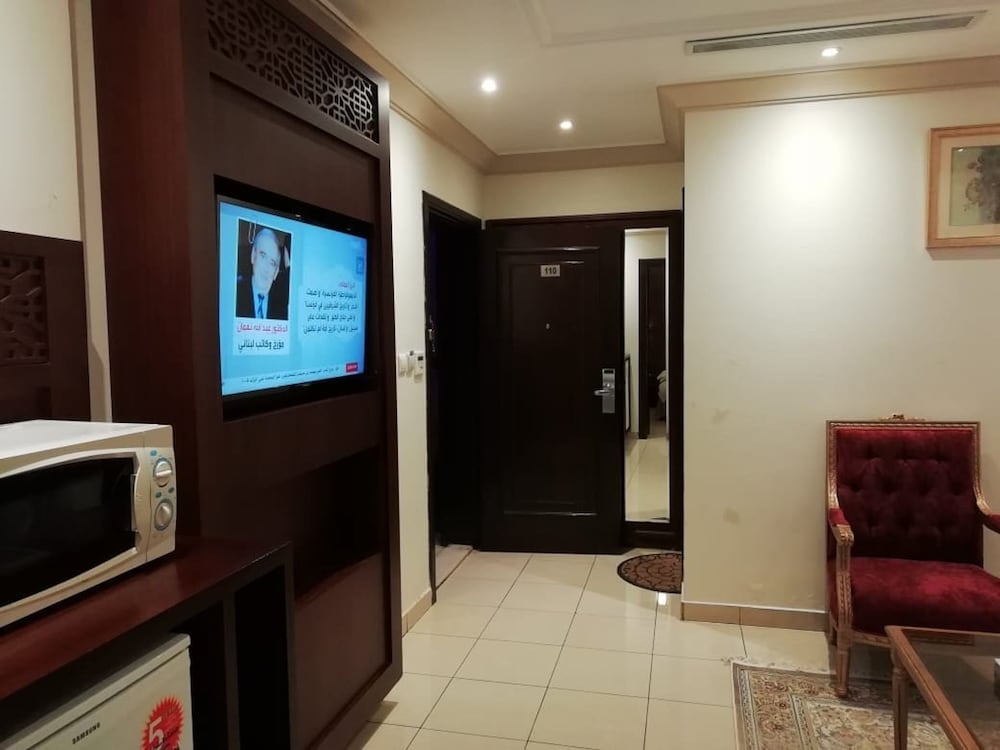 Фото Safeer Jeddah Furnished Apartments