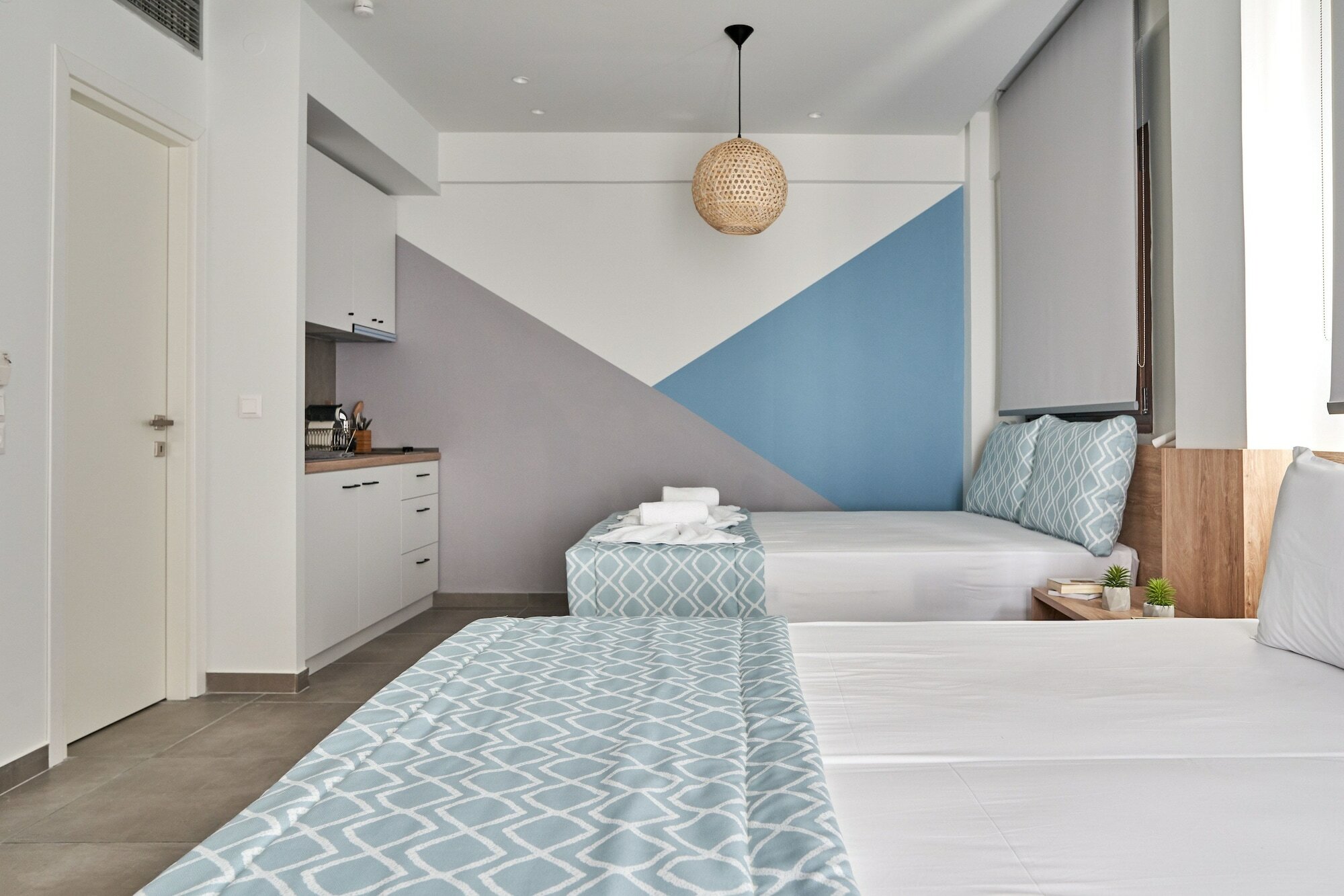 Фото Mougre Studios