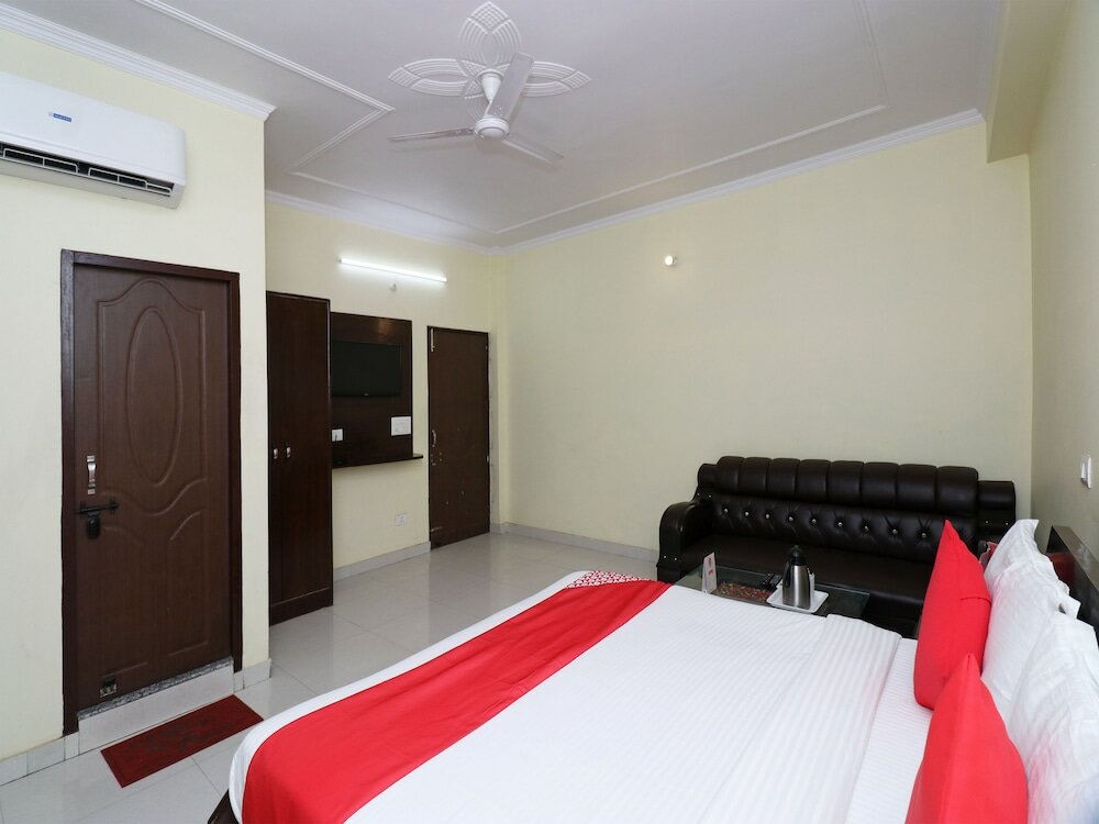 Фото Oyo 17422 Sidra Guest House