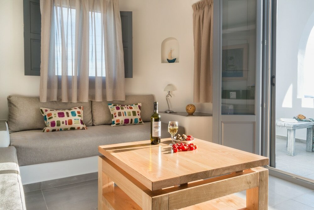 Фото Aspronisi Luxury Villa