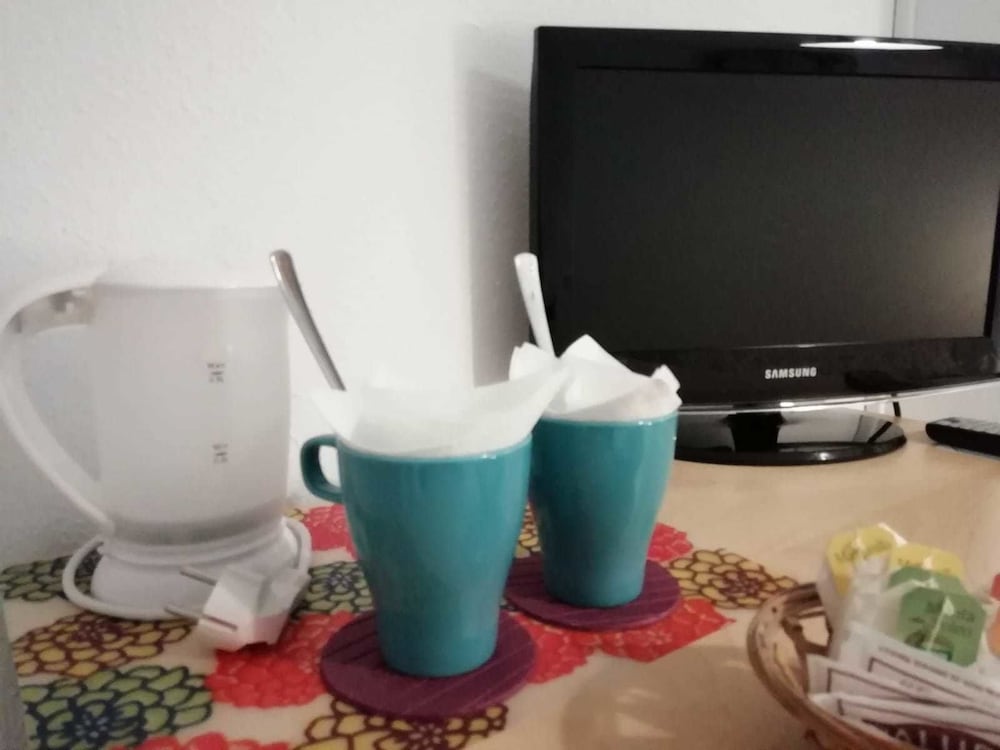 Фото Hostal Tres Soles