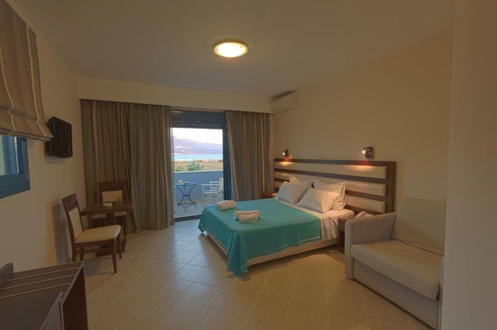 Фото Aquamarine Hotel