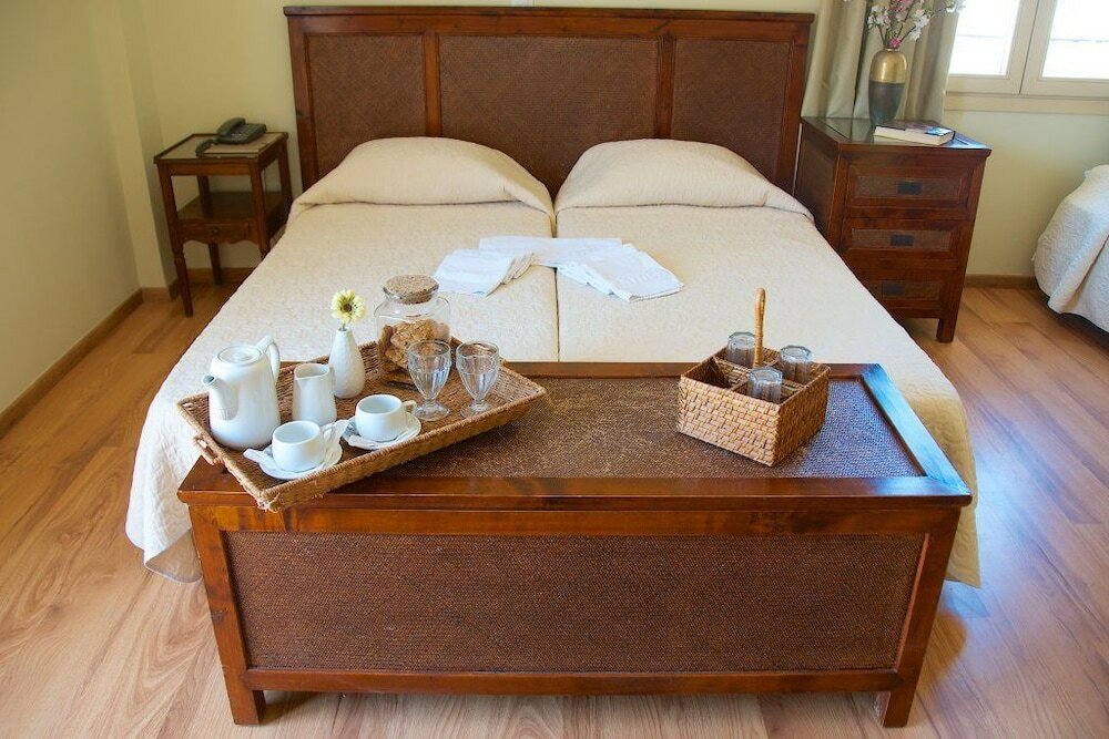 Фото Hotel Karthea