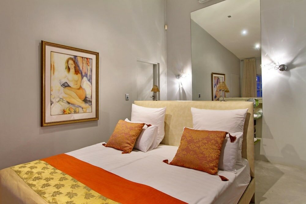 Фото Days At Sea Beach Lodge