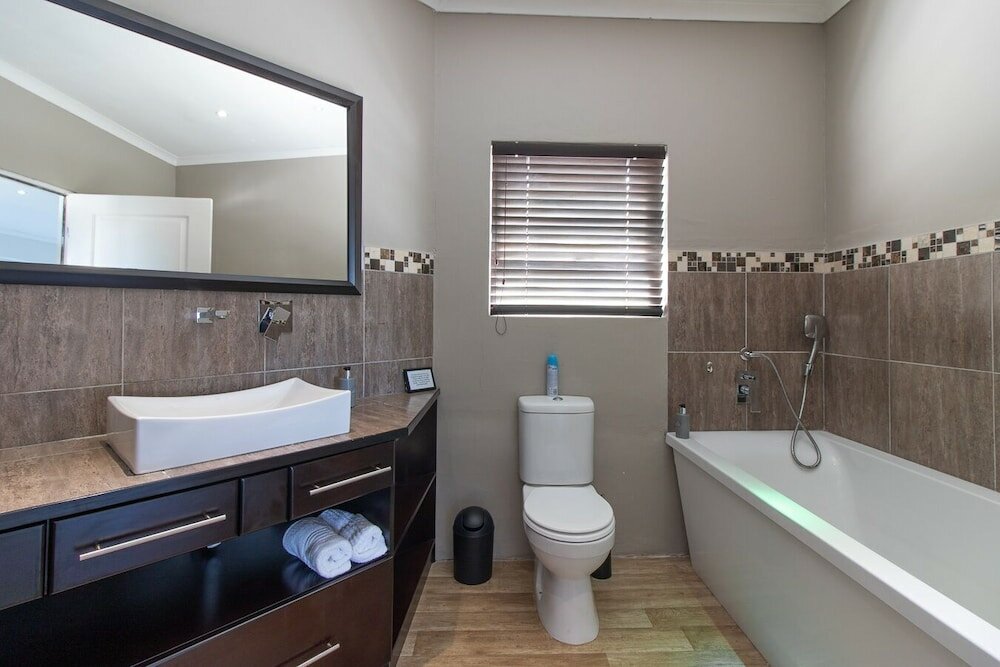 Фото Dockside Guest House