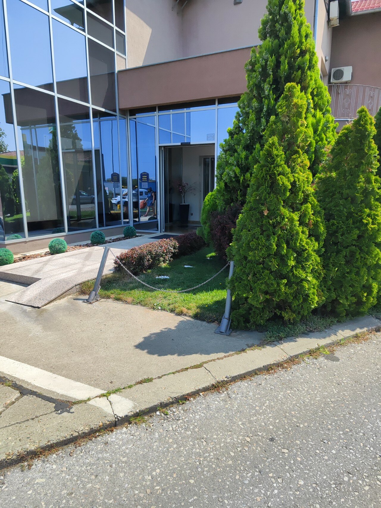 Фото Euro Garni Hotel