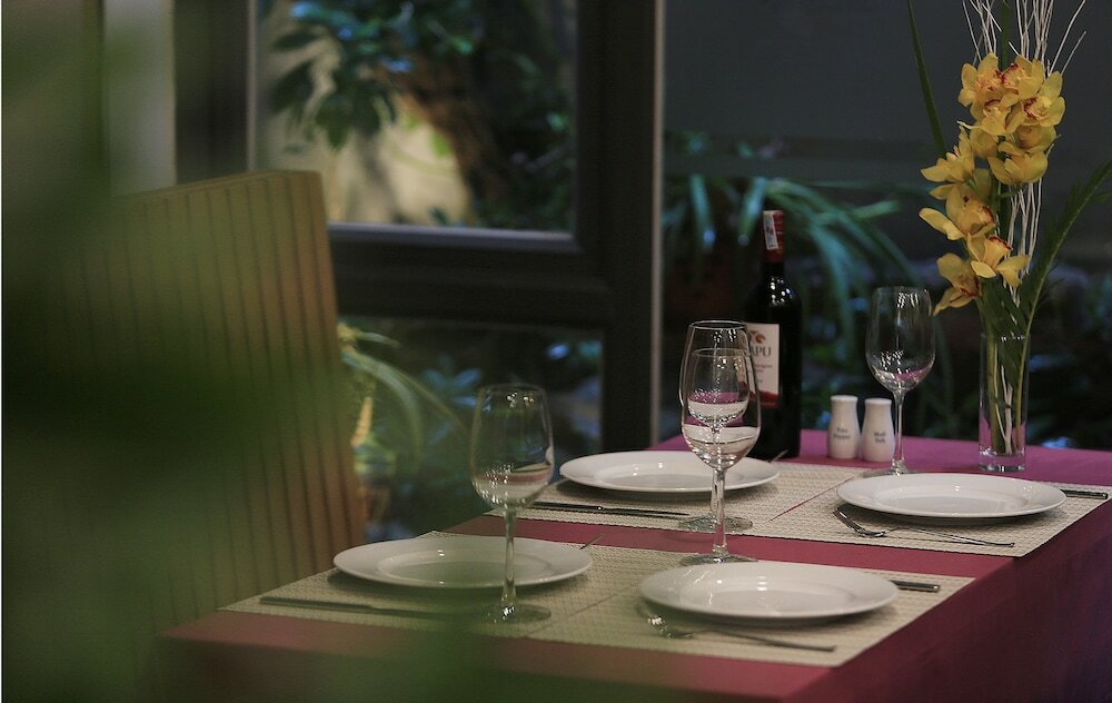 Фото Oriana Hotel