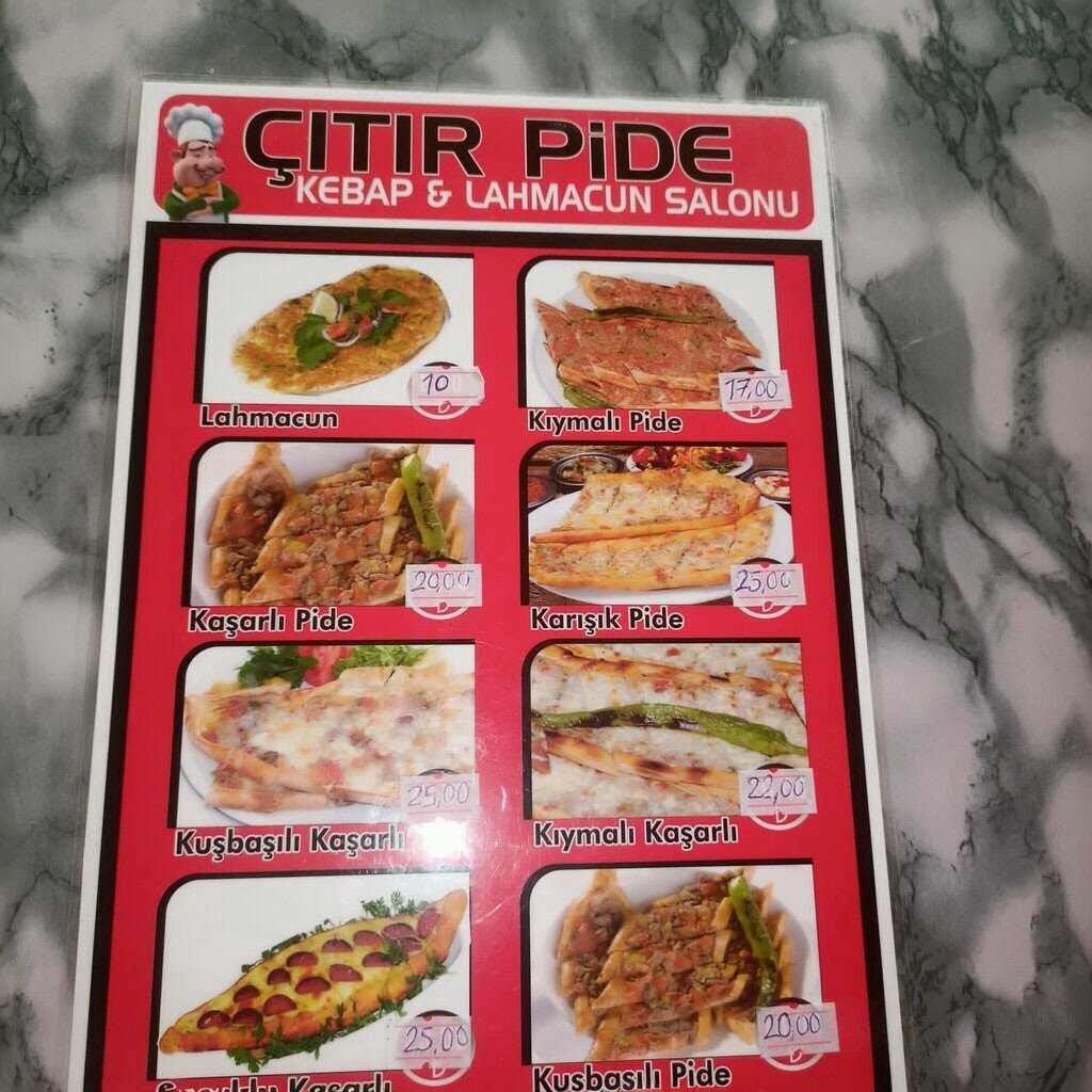 مقهى 63 Urfa Pide and Lahmacun Salon ، أنطاليا، صورة