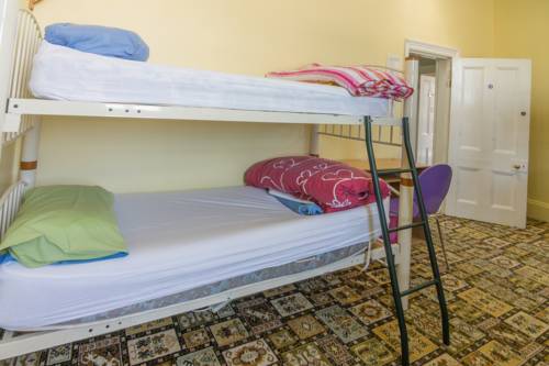 Фото Empire Hotel Backpackers