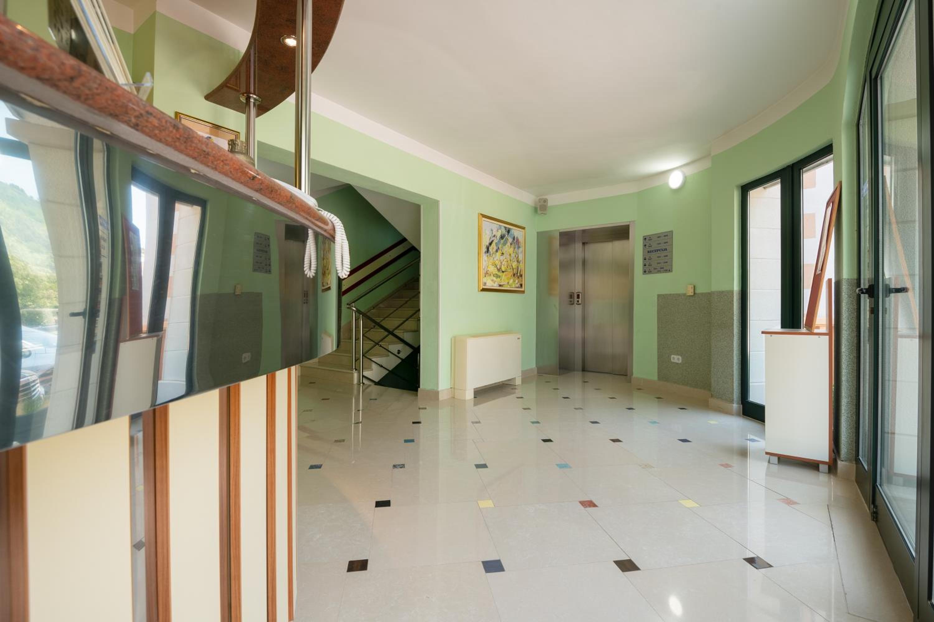 Фото Hotel Adria