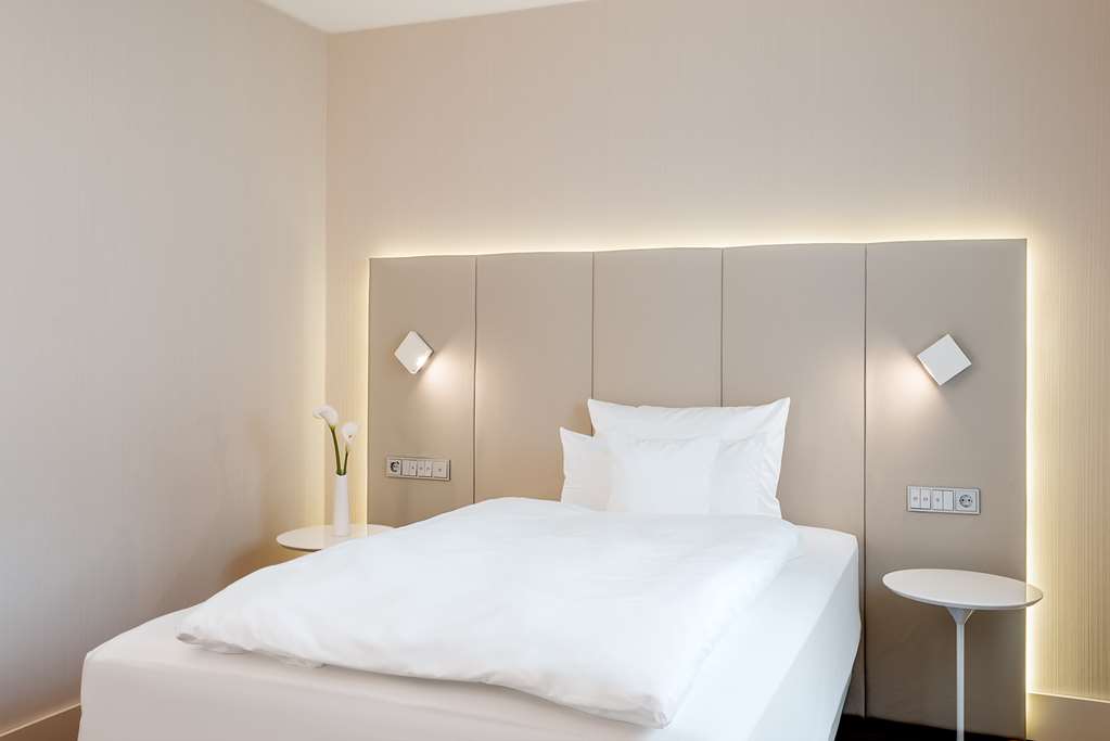 Фото Avani Frankfurt City Hotel