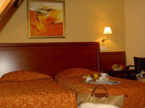 Фото Kyriad Reims Centre