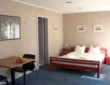 Фото Ema house - The Zurich All Suite Hotel