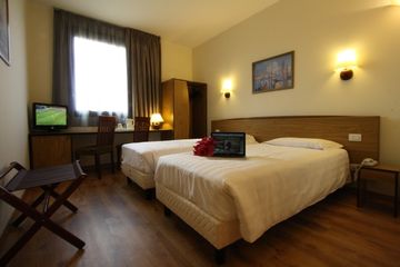 Фото Tulip Inn Padova
