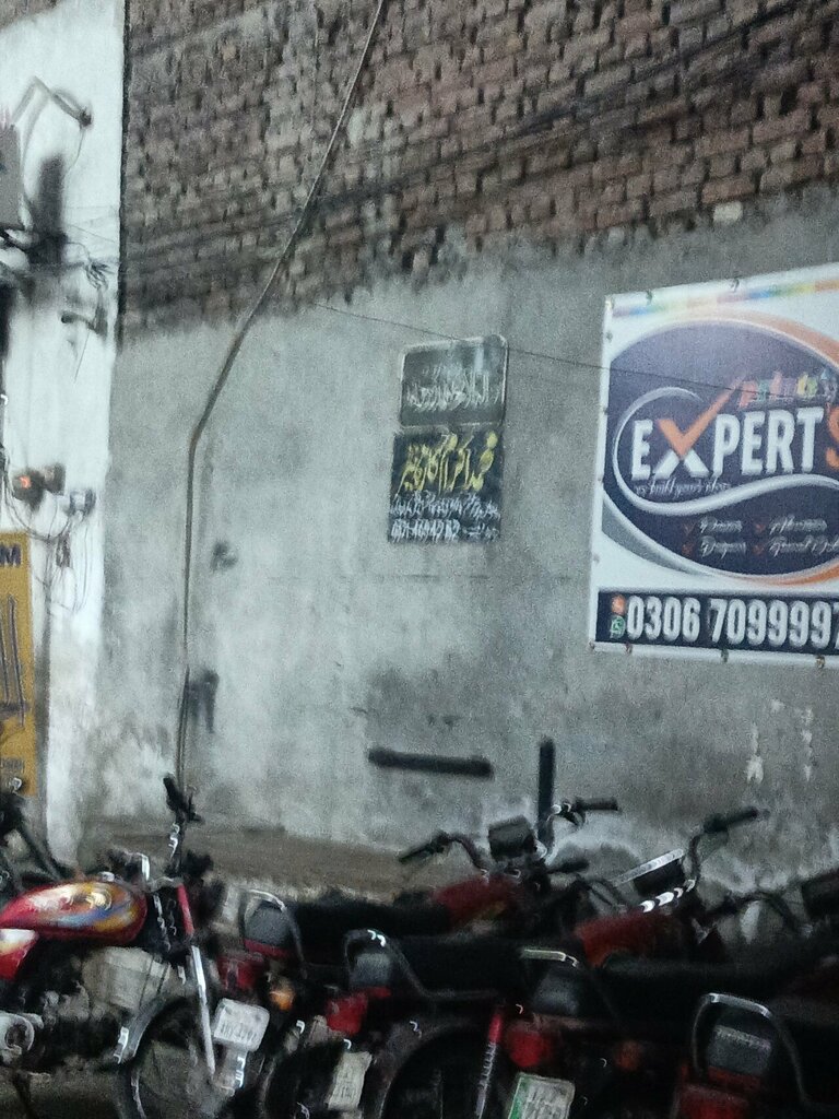 Car painting M Akram Car painters, Lahore, photo