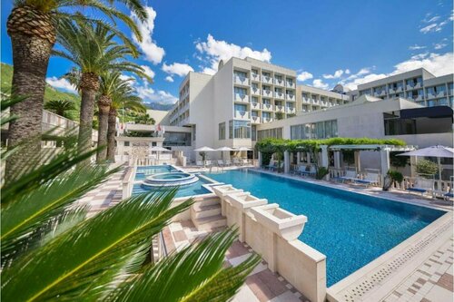 Гостиница Mediteran Hotel & Resort в Черногории