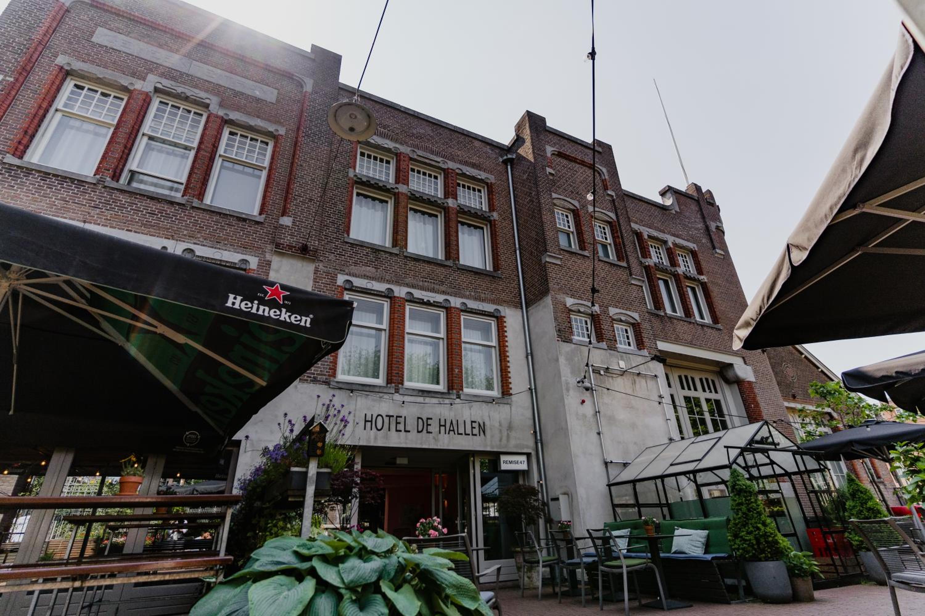 Фото Hotel De Hallen