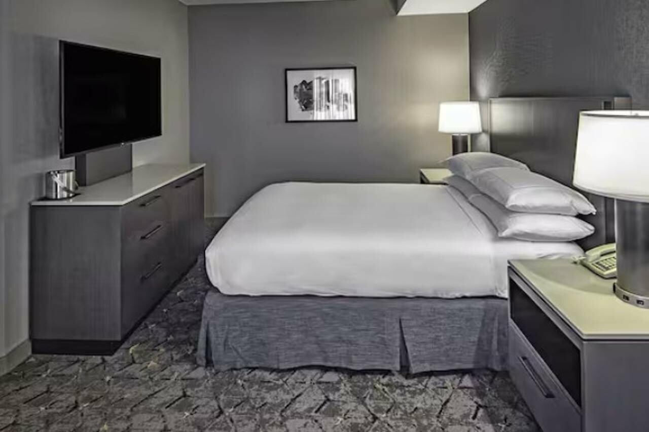 Фото DoubleTree by Hilton Hotel Modesto