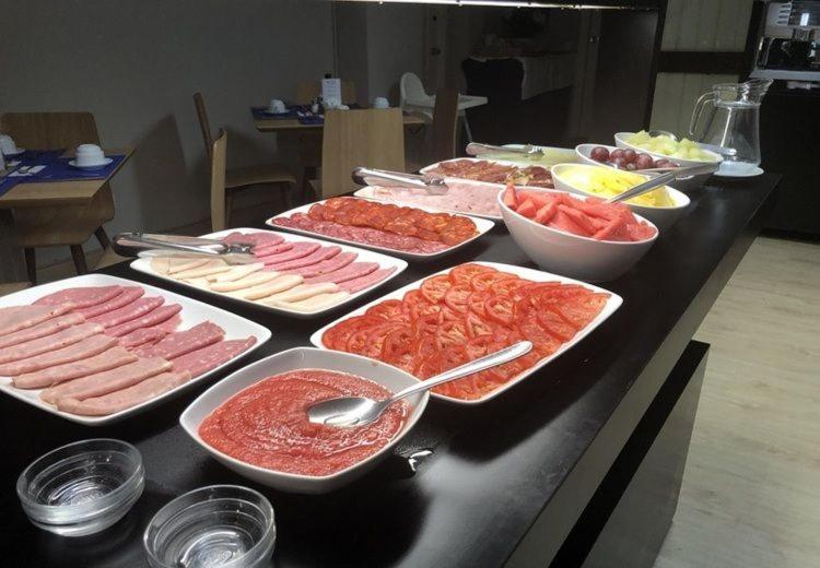 Фото Hotel El Faro Marbella