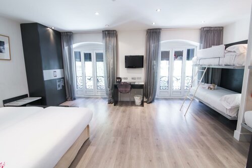 Гостиница Petit Palace Arenal в Мадриде