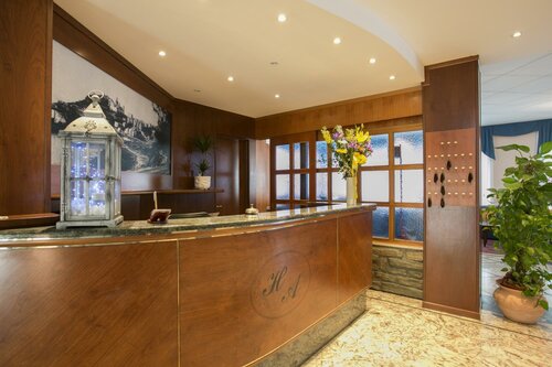 Гостиница Hotel Ariston в Империи