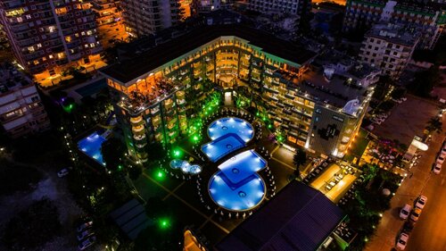 Гостиница Senza Grand Santana Hotel в Мут